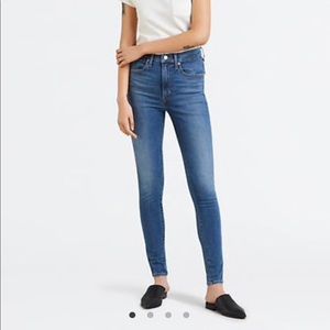 Levi’s Mile High Super Skinny